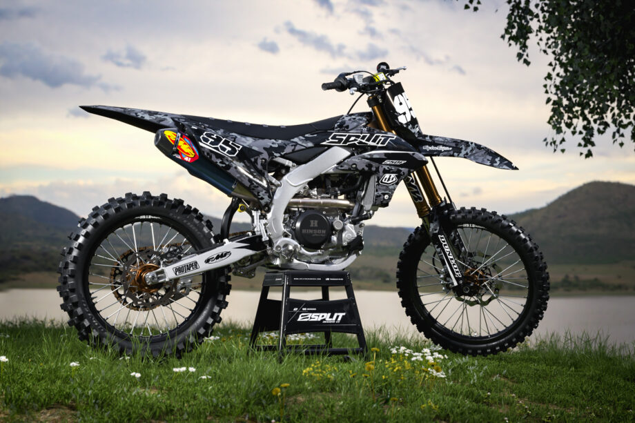 STEALTH CAMO Graphics Kit for Yamaha's